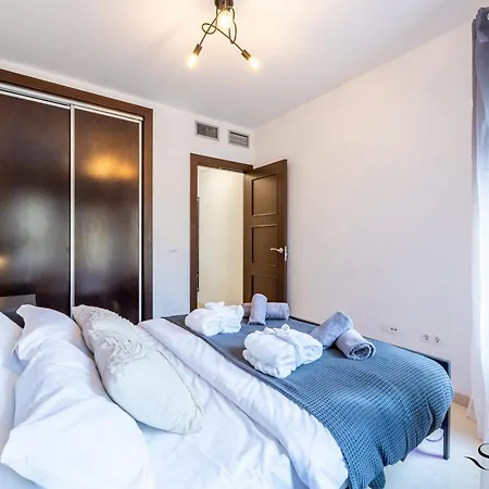 Luxury Townhouse With Rooftop Sauna & Jacuzzi Holiday home