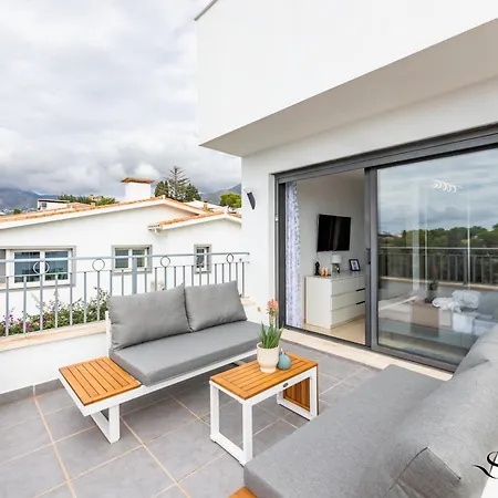 Holiday home Luxury Townhouse With Rooftop Sauna & Jacuzzi *